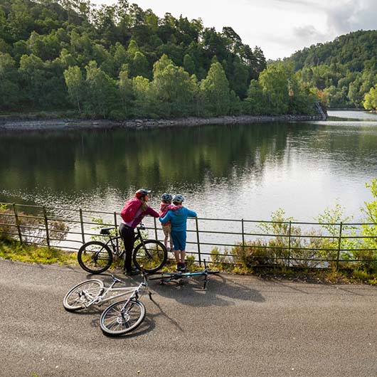 Cyclists at Loch Katrine